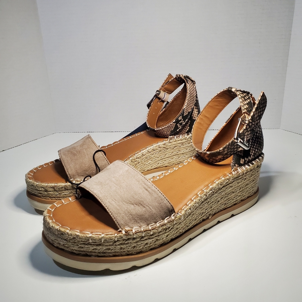 Women's Platform Open Toe Sandals Universal Thread